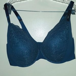 3 for $25 promo [40H] Déesse Collection ~ Plunge Bra with Lace Detail - NWOT